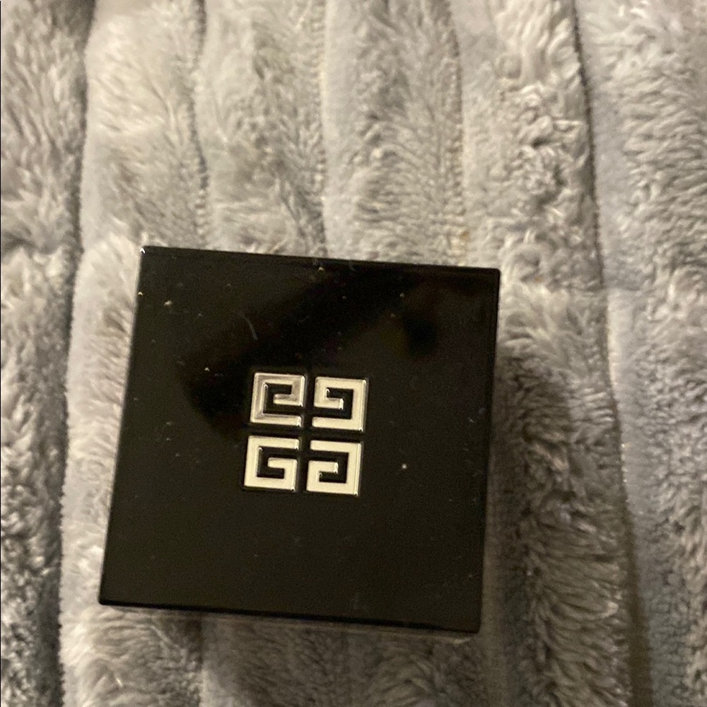 Givenchy Black Compact